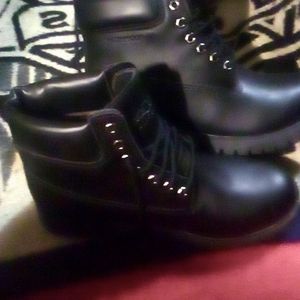 Step safe skid proof waterproof work shoes/boots size 8w